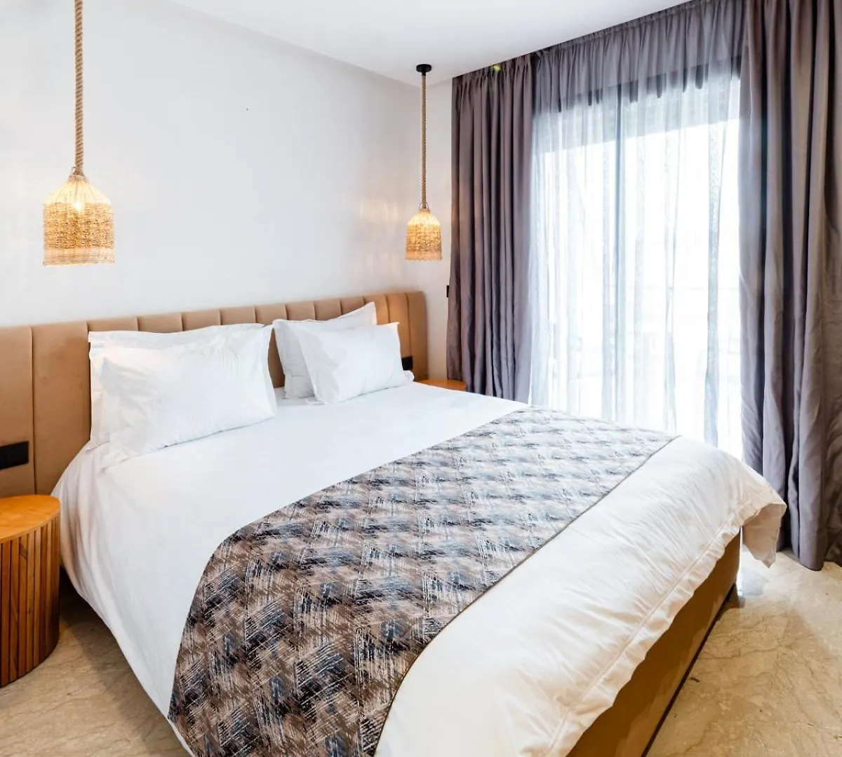 Spinoza House Appart Hotel Kazablanka Apart Otel